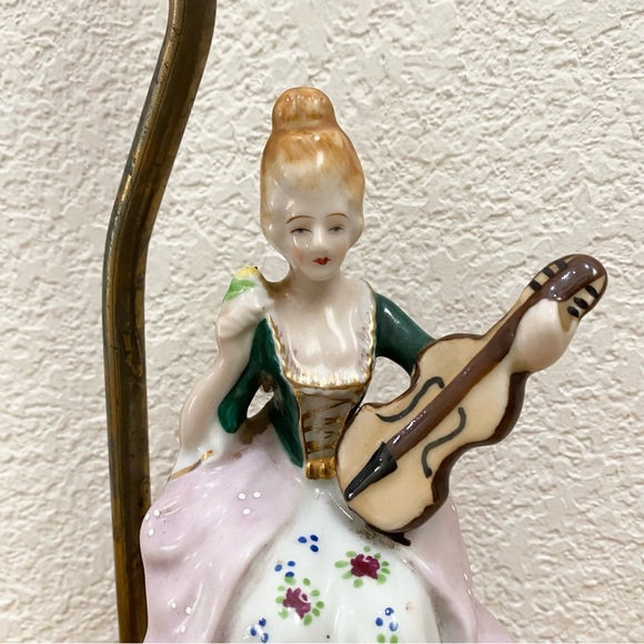 Antique Victorian Lady with Violin Porcelain Decorative Table Lamp - Picture 9 of 16